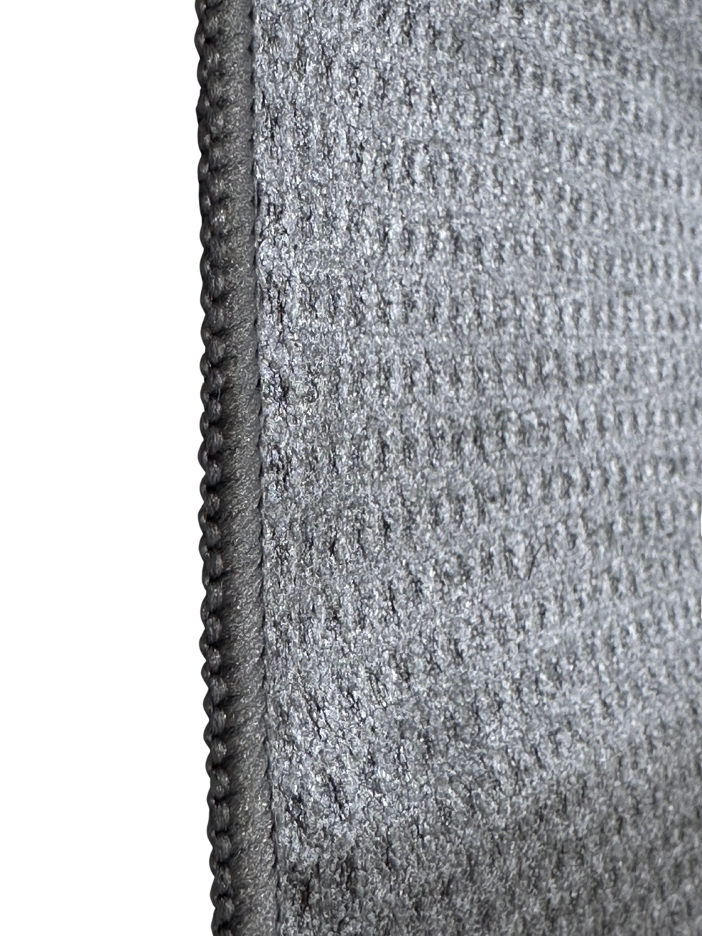 Magnetic Golf Towel w/ Quick Release Clasp - Grey & Black